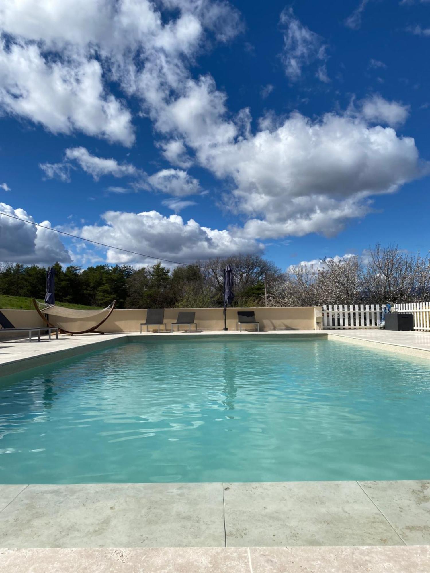 La Magnanerie En Provence Vila Niozelles Exterior foto